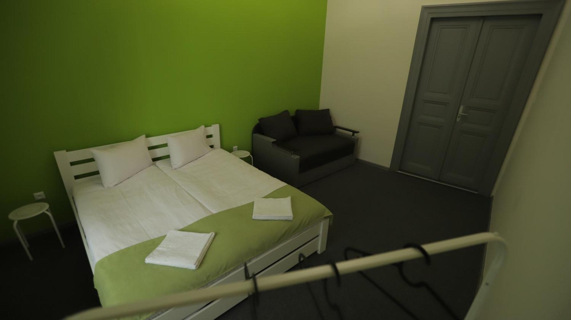 Family Hostel リヴィウ エクステリア 写真