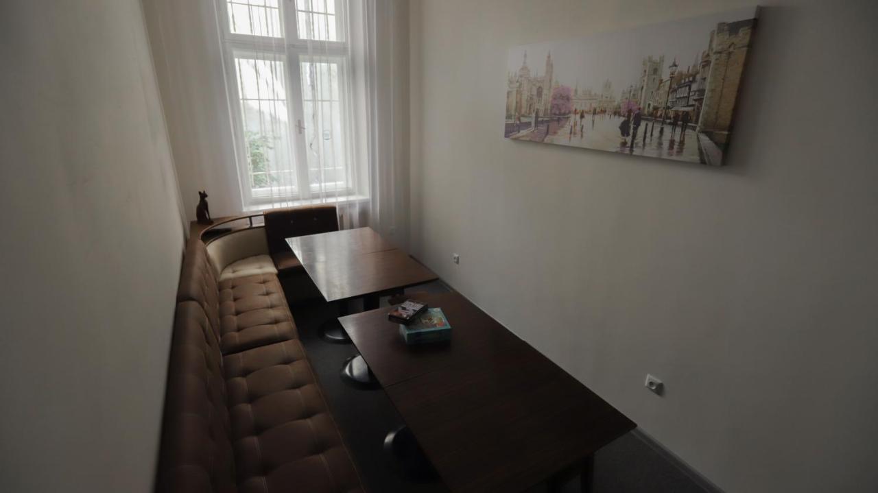 Family Hostel リヴィウ エクステリア 写真